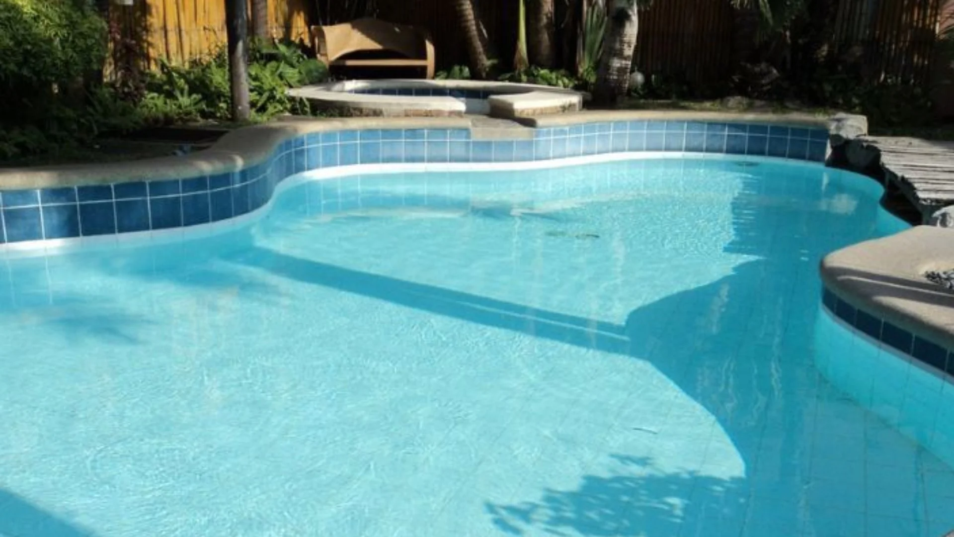 What Does Backwashing a Pool Filter Mean?
