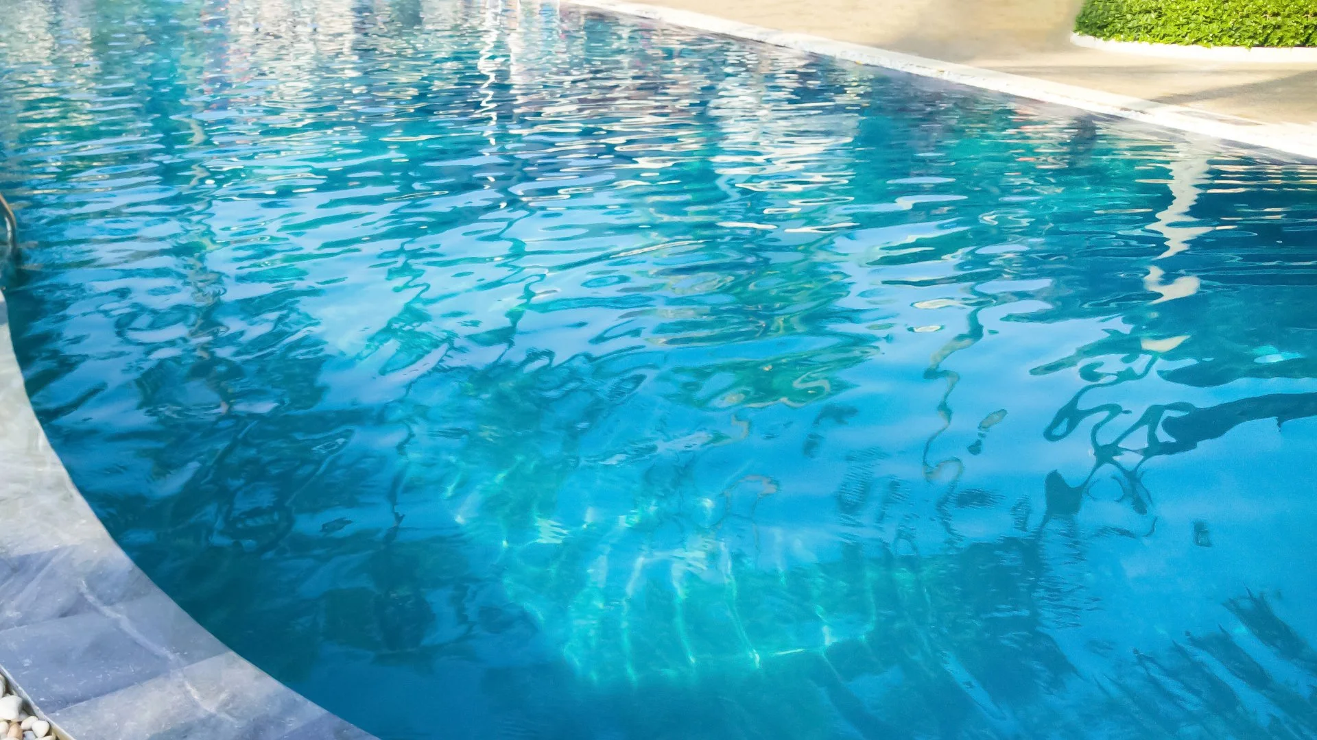 Should You Do Anything With Your Pool During the Winter?