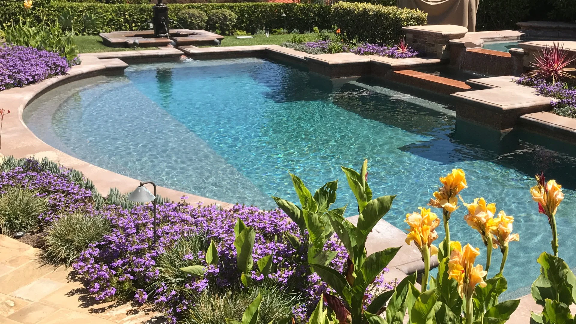 Features to Consider Adding to Your New Pool Build