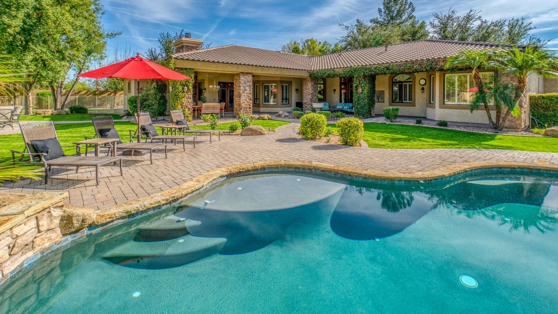 These Signs Indicate It's Time to Replace Your Pool Filter!