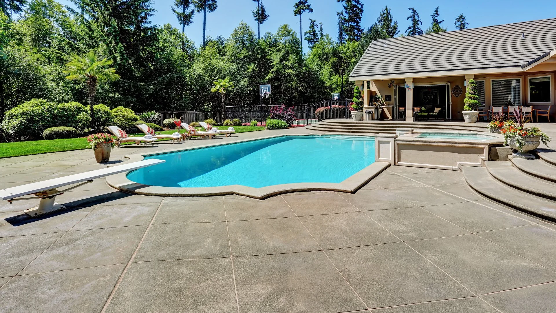 How Much Does It Cost to Install a Pool in New York?