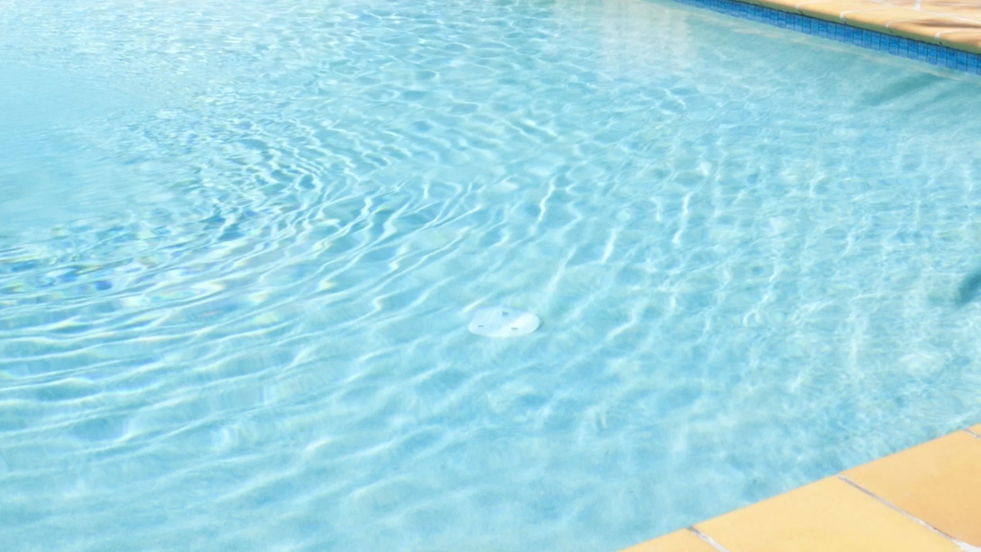 What Are the Steps to Closing a Pool?