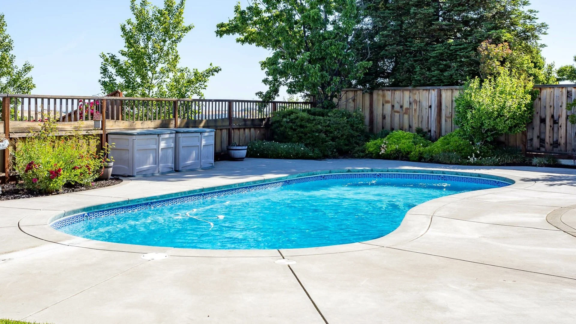 How Long Does It Take to Install a Pool?